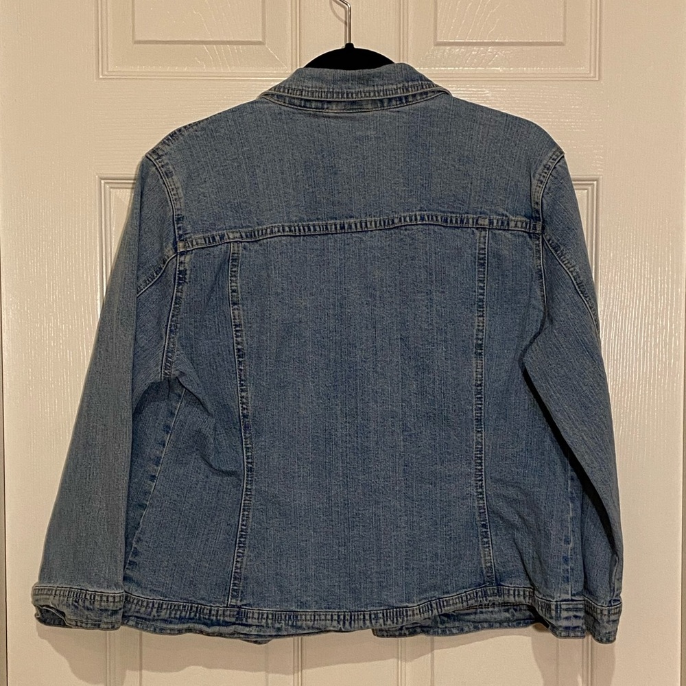 Embroidered Jean jacket - Picture 2 of 6